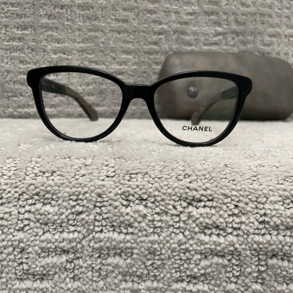 New, Chanel Black Cat Eye Glasses Style 3335, Quilted Arms with Case - Picture 2 of 12